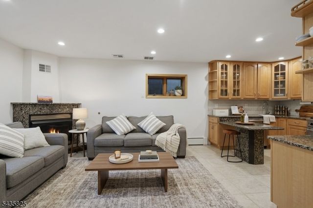 54 William St, North Arlington Boro, NJ 07031