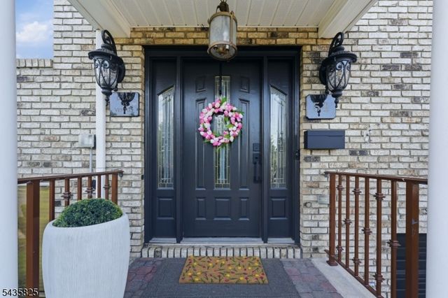 54 William St, North Arlington Boro, NJ 07031