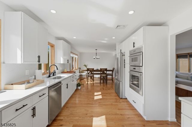 54 William St, North Arlington Boro, NJ 07031
