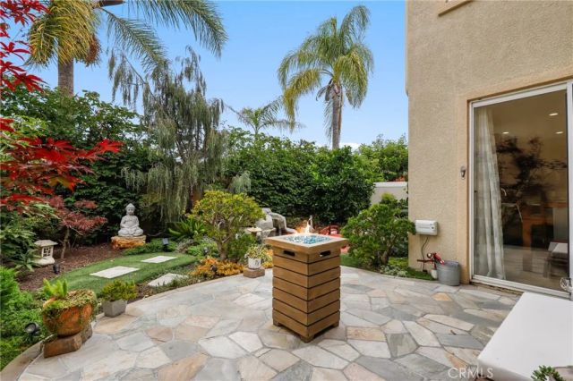 2 Serena Way, Stanton, CA 90680