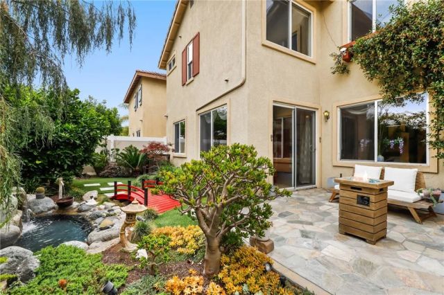 2 Serena Way, Stanton, CA 90680