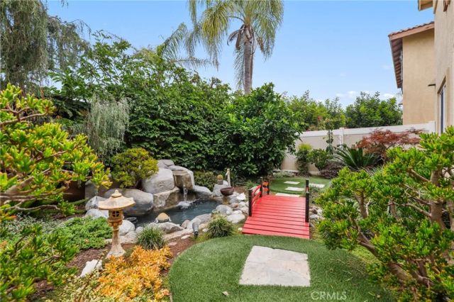 2 Serena Way, Stanton, CA 90680