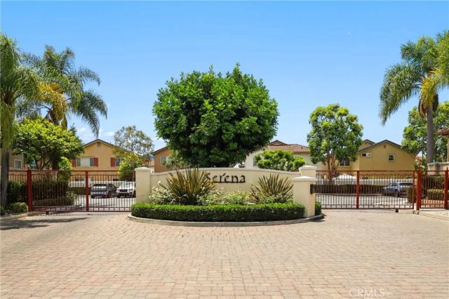 2 Serena Way, Stanton, CA 90680