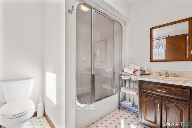 30 Cove Road, Bristol, CT 06010