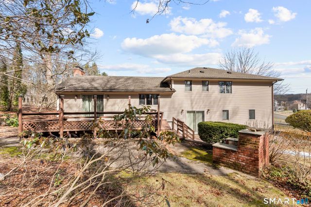 30 Cove Road, Bristol, CT 06010