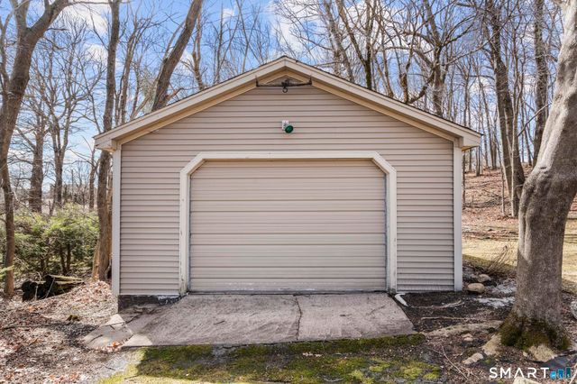 30 Cove Road, Bristol, CT 06010