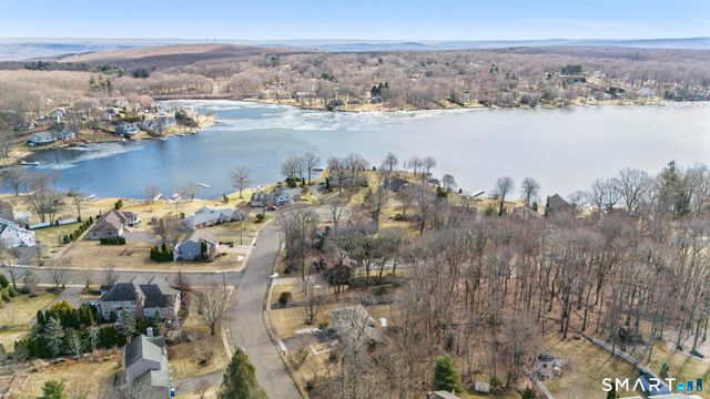 30 Cove Road, Bristol, CT 06010