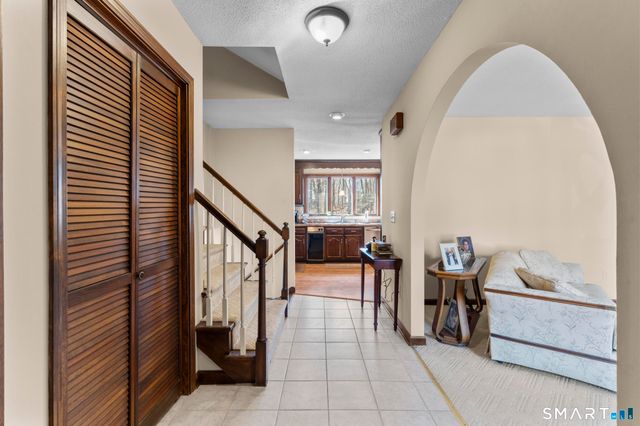 30 Cove Road, Bristol, CT 06010