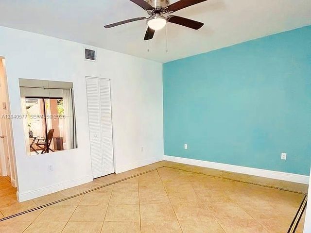 585 NE 66th St 3, Miami, FL 33138