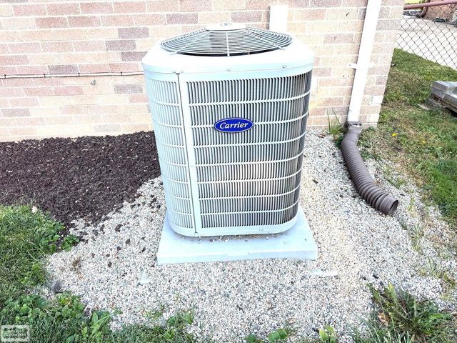 32215 Dover Drive, Warren, MI 48088