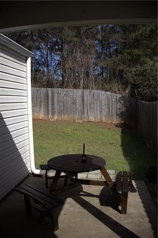 64 hill crest cricle, Hiram, GA 30141