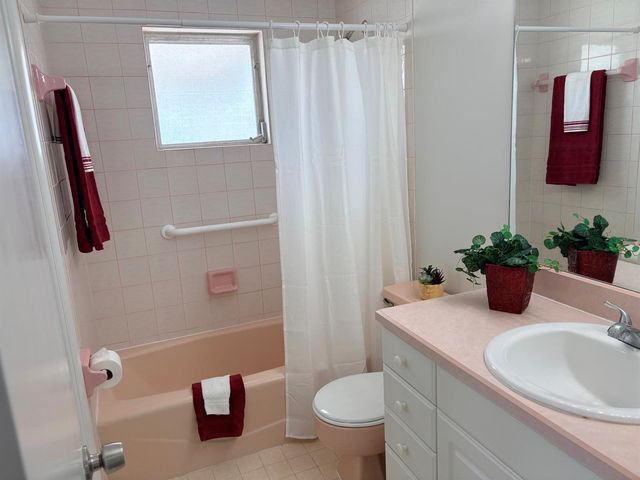 2193 SW Congress Boulevard, Boynton Beach, FL 33426