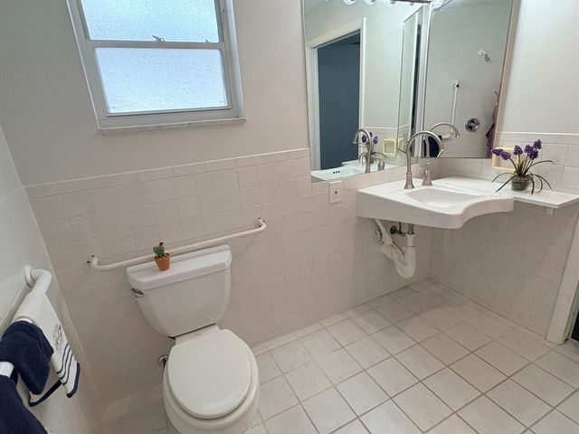2193 SW Congress Boulevard, Boynton Beach, FL 33426
