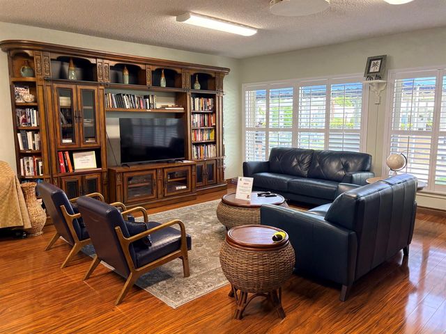 2193 SW Congress Boulevard, Boynton Beach, FL 33426