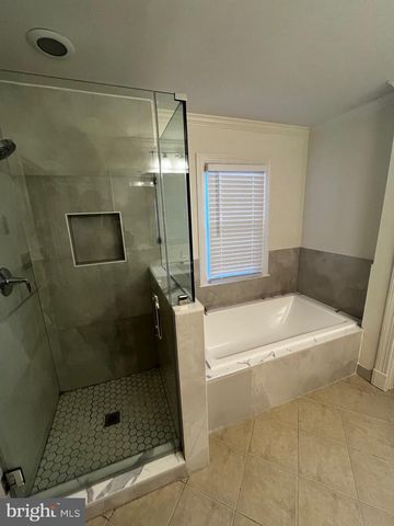 10207 SUNDANCE CT, Potomac, MD 20854