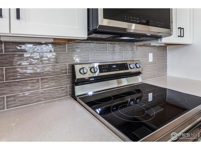 1811 Bounty Dr 8, Windsor, CO 80550