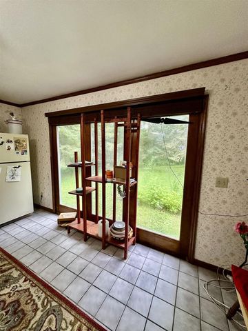 311 Maple Heights Road, Marshall, WI 53559