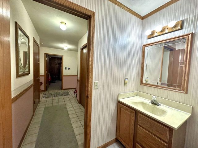 311 Maple Heights Road, Marshall, WI 53559