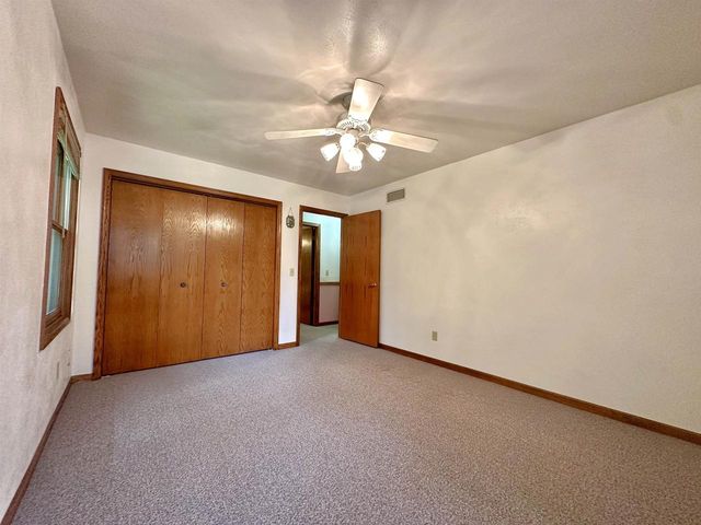 311 Maple Heights Road, Marshall, WI 53559
