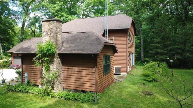 311 Maple Heights Road, Marshall, WI 53559