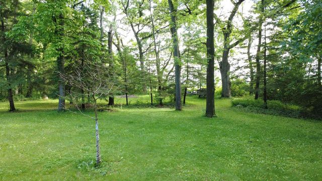 311 Maple Heights Road, Marshall, WI 53559
