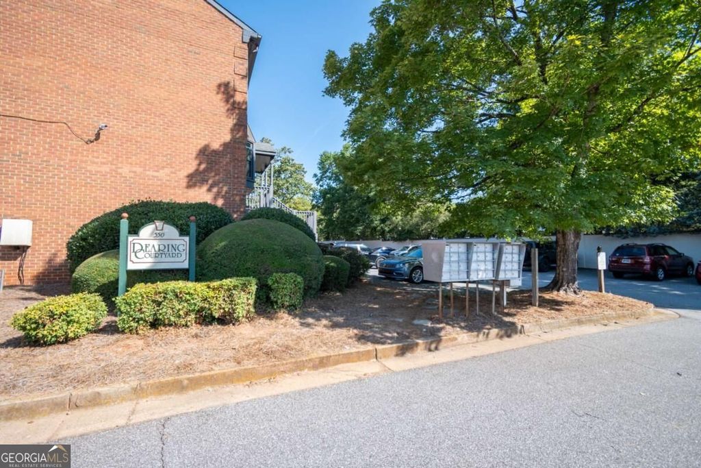 550 Dearing Street 9, Athens, GA 30605 — photo 2