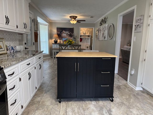 2309 Normandy Lane, Searcy, AR 72143