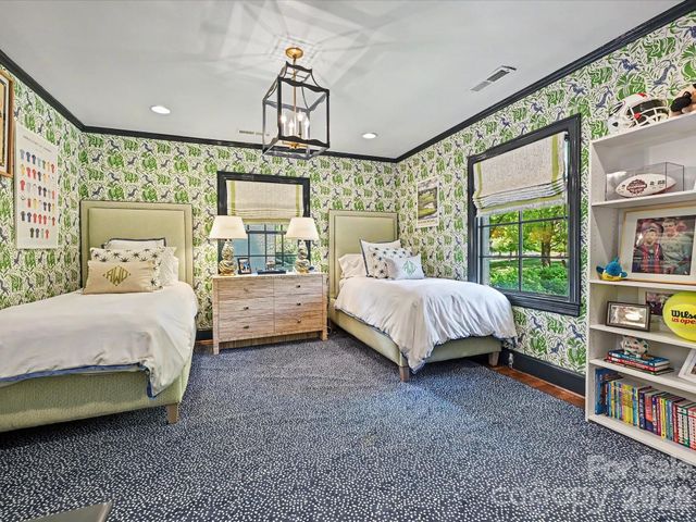 2228 Wellesley Avenue, Charlotte, NC 28207