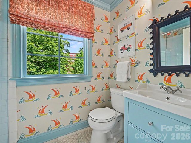 2228 Wellesley Avenue, Charlotte, NC 28207