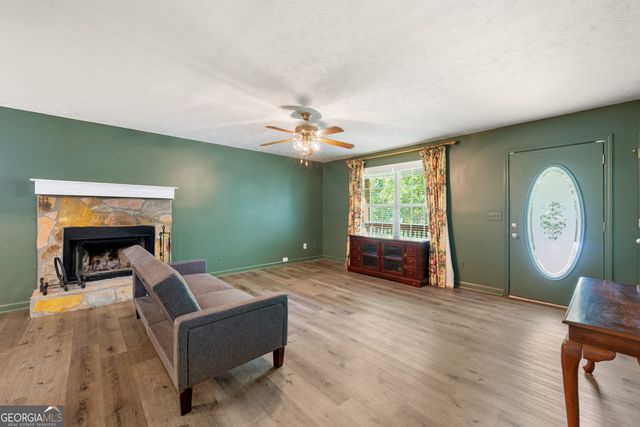80 Alloway Drive, Villa Rica, GA 30180