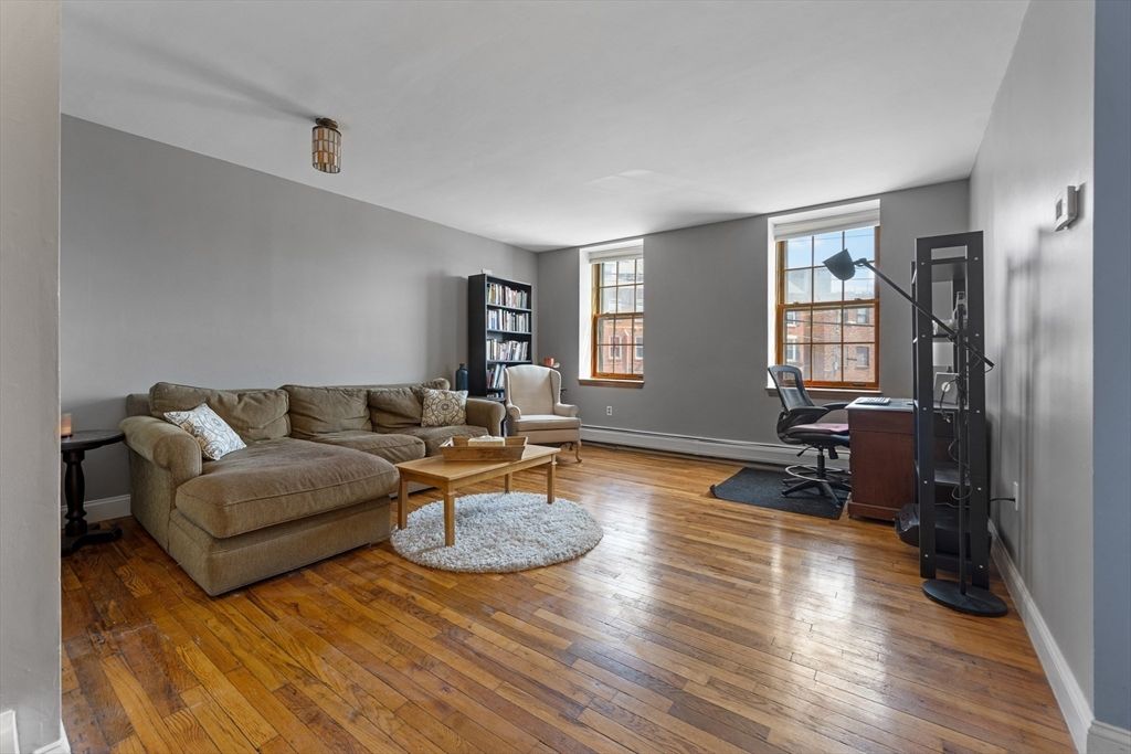 165 Winnisimmet St 2C, Chelsea, MA 02150