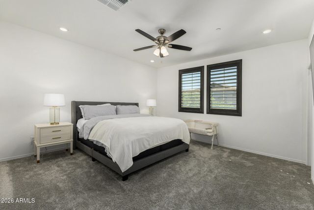 1917 E HAMPTON Lane 104, Gilbert, AZ 85295