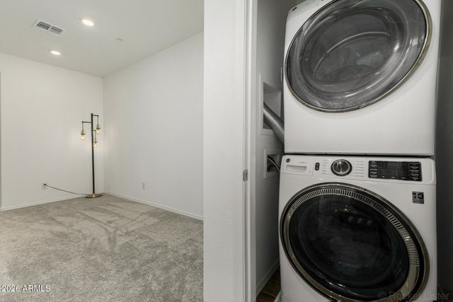 1917 E HAMPTON Lane 104, Gilbert, AZ 85295