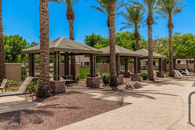 1917 E HAMPTON Lane 104, Gilbert, AZ 85295