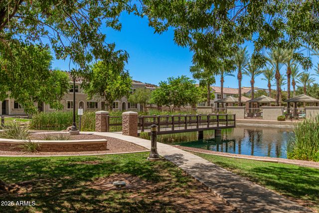 1917 E HAMPTON Lane 104, Gilbert, AZ 85295