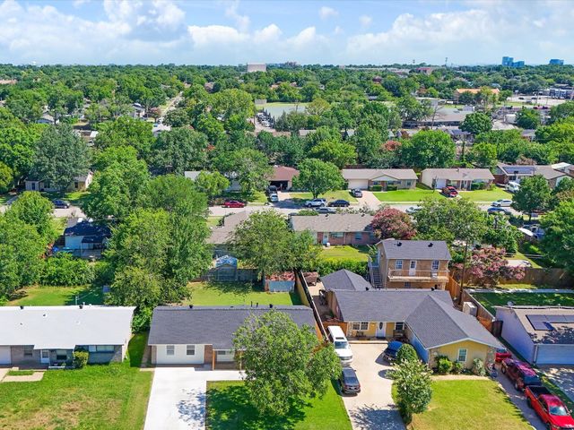 1213 Fairmont Street, Irving, TX 75062