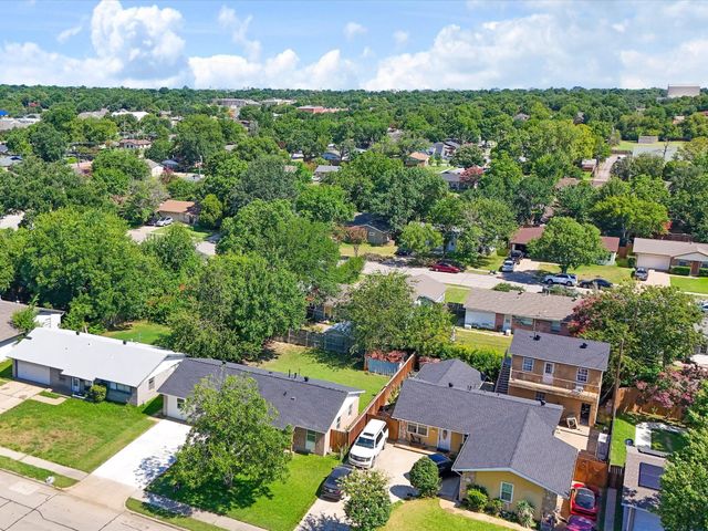 1213 Fairmont Street, Irving, TX 75062