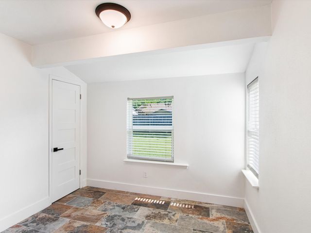 1213 Fairmont Street, Irving, TX 75062