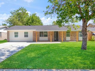 1213 Fairmont Street, Irving, TX 75062