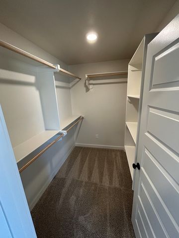 6329 Poppy Dr, Midland, TX 79705