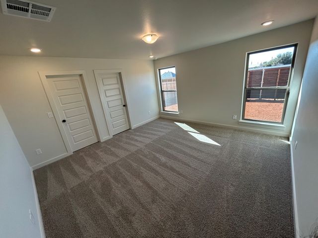 6329 Poppy Dr, Midland, TX 79705