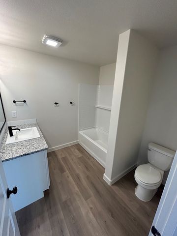 6329 Poppy Dr, Midland, TX 79705