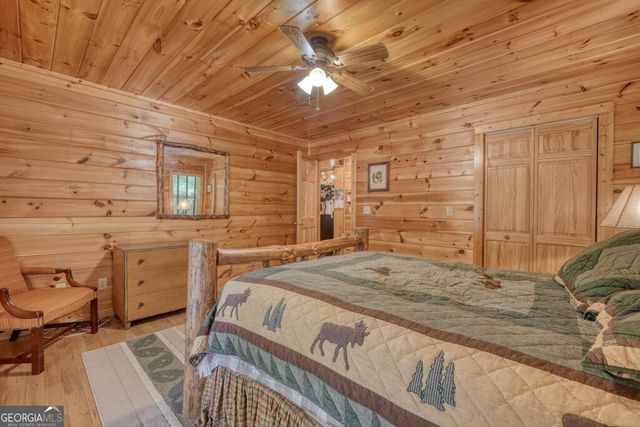 45 K D Lane, Ellijay, GA 30540
