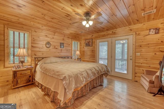 45 K D Lane, Ellijay, GA 30540