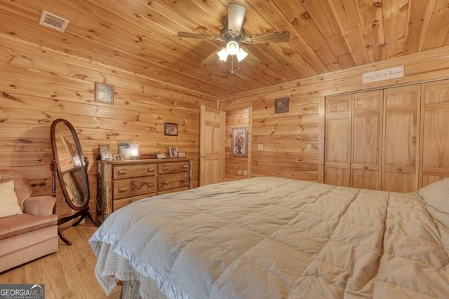 45 K D Lane, Ellijay, GA 30540