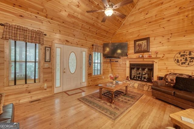 45 K D Lane, Ellijay, GA 30540