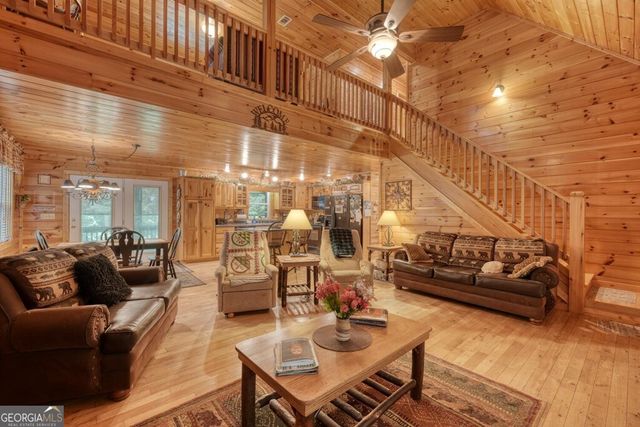45 K D Lane, Ellijay, GA 30540
