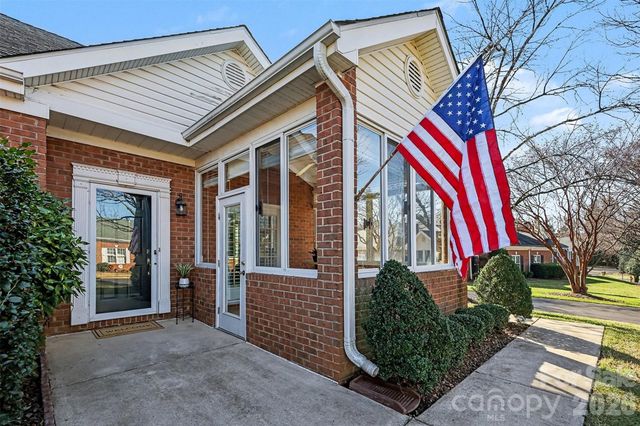 8327 Olde Troon Drive, Charlotte, NC 28277