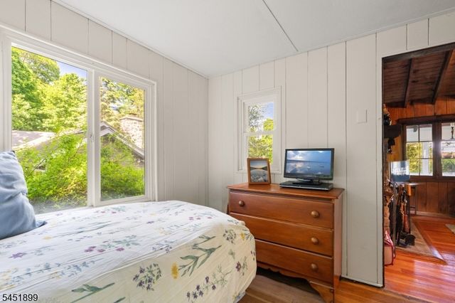 2215 Lakeside Dr, Vernon Twp., NJ 07422