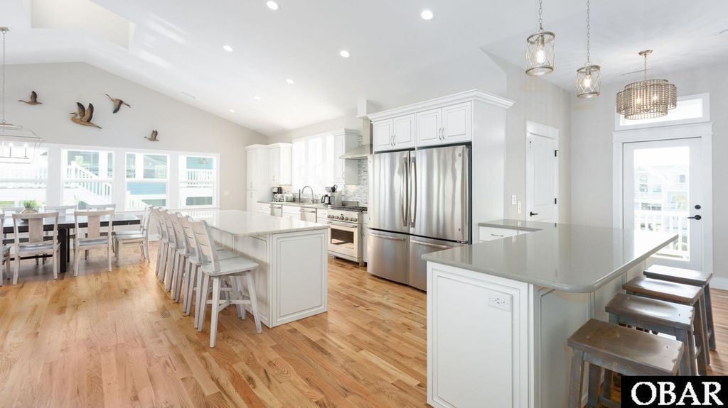 Image 11 of property listing at 909 Lighthouse Drive Lot #8, Corolla, NC 27927